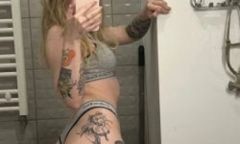 Индивидуалка Арина Тел. +7 953 355-98-25